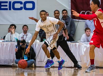 Thumbnail 2 in Mater Dei vs. Neumann-Goretti (Spalding Hoophall Classic) photogallery.