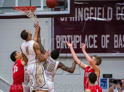Thumbnail 2 in Mater Dei vs. Neumann-Goretti (Spalding Hoophall Classic) photogallery.