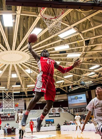 Thumbnail 1 in Mater Dei vs. Neumann-Goretti (Spalding Hoophall Classic) photogallery.