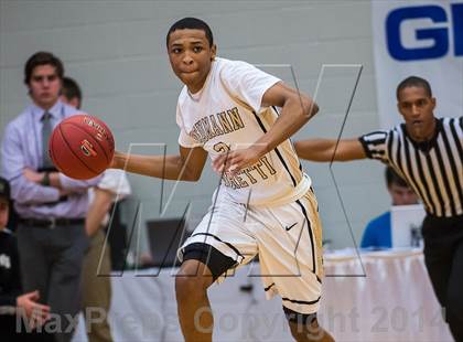 Thumbnail 1 in Mater Dei vs. Neumann-Goretti (Spalding Hoophall Classic) photogallery.