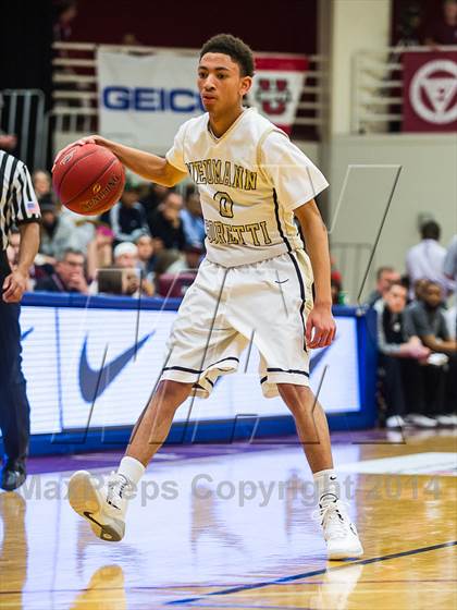 Thumbnail 2 in Mater Dei vs. Neumann-Goretti (Spalding Hoophall Classic) photogallery.