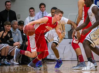 Thumbnail 2 in Mater Dei vs. Neumann-Goretti (Spalding Hoophall Classic) photogallery.