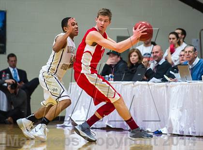 Thumbnail 2 in Mater Dei vs. Neumann-Goretti (Spalding Hoophall Classic) photogallery.