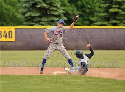 Thumbnail 3 in Haverling vs. Attica (Section 5 Class BB Final) photogallery.