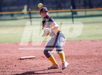 Thumbnail 2 in  Marcos de Niza vs. Santa Cruz Valley photogallery.