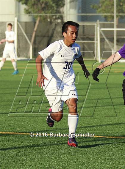 Thumbnail 2 in JV: Archbishop Riordan @ Bellarmine College Prep photogallery.