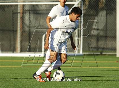 Thumbnail 2 in JV: Archbishop Riordan @ Bellarmine College Prep photogallery.