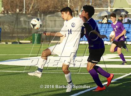 Thumbnail 2 in JV: Archbishop Riordan @ Bellarmine College Prep photogallery.