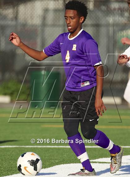 Thumbnail 2 in JV: Archbishop Riordan @ Bellarmine College Prep photogallery.