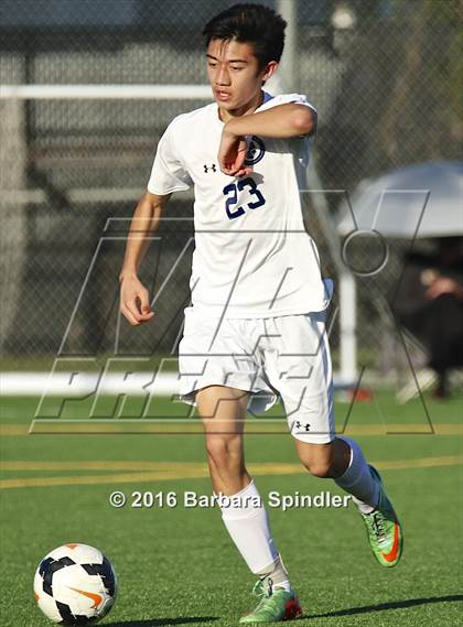 Thumbnail 1 in JV: Archbishop Riordan @ Bellarmine College Prep photogallery.