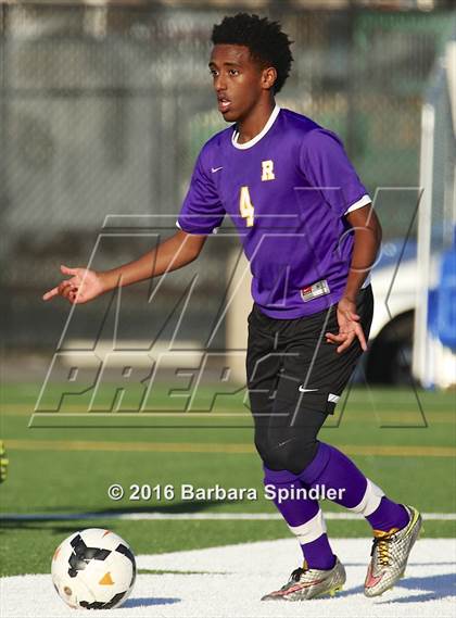 Thumbnail 1 in JV: Archbishop Riordan @ Bellarmine College Prep photogallery.