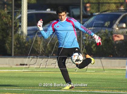 Thumbnail 3 in JV: Archbishop Riordan @ Bellarmine College Prep photogallery.
