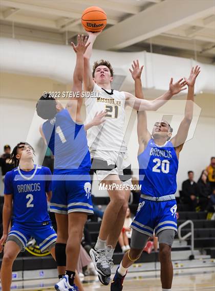 Thumbnail 3 in Rancho Bernardo vs. Mission Bay photogallery.