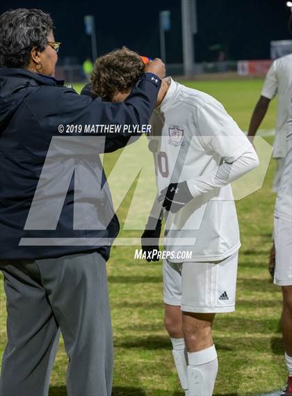 Thumbnail 3 in East Lincoln vs. Dixon (NCHSAA 2A Final) photogallery.