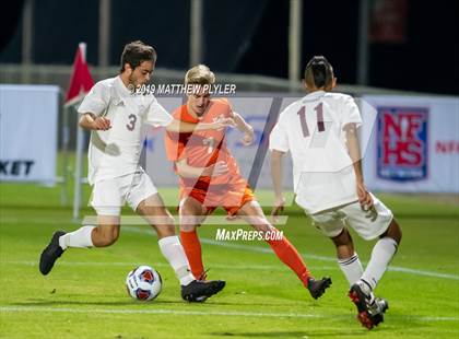Thumbnail 3 in East Lincoln vs. Dixon (NCHSAA 2A Final) photogallery.