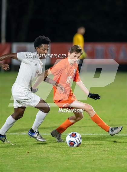 Thumbnail 1 in East Lincoln vs. Dixon (NCHSAA 2A Final) photogallery.