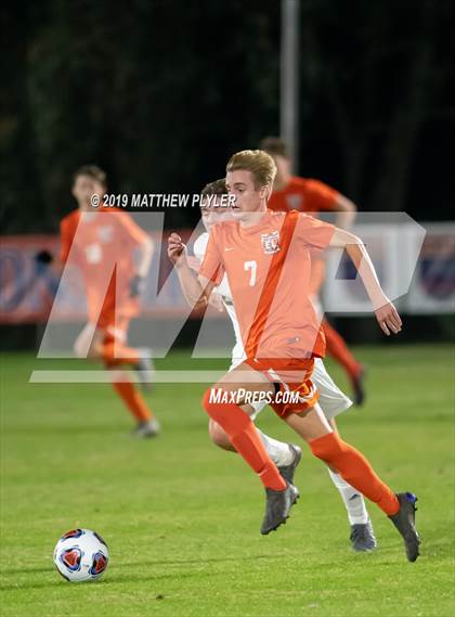 Thumbnail 3 in East Lincoln vs. Dixon (NCHSAA 2A Final) photogallery.