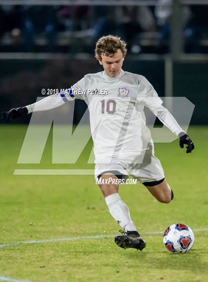 Thumbnail 3 in East Lincoln vs. Dixon (NCHSAA 2A Final) photogallery.