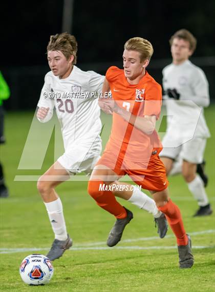 Thumbnail 3 in East Lincoln vs. Dixon (NCHSAA 2A Final) photogallery.