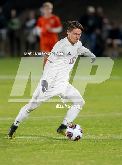 Thumbnail 2 in East Lincoln vs. Dixon (NCHSAA 2A Final) photogallery.