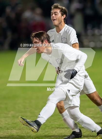 Thumbnail 3 in East Lincoln vs. Dixon (NCHSAA 2A Final) photogallery.