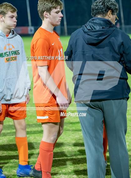 Thumbnail 1 in East Lincoln vs. Dixon (NCHSAA 2A Final) photogallery.