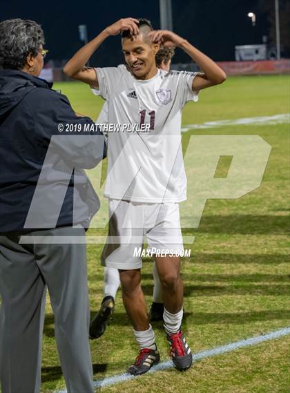 Thumbnail 2 in East Lincoln vs. Dixon (NCHSAA 2A Final) photogallery.