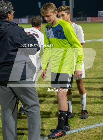 Thumbnail 3 in East Lincoln vs. Dixon (NCHSAA 2A Final) photogallery.