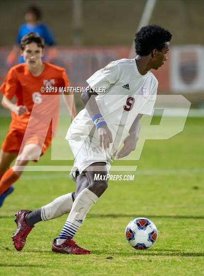 Thumbnail 2 in East Lincoln vs. Dixon (NCHSAA 2A Final) photogallery.