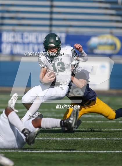 Thumbnail 3 in Massapequa vs. William Floyd (NYSPHAA Division I Final) photogallery.