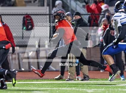 Thumbnail 3 in Grain Valley vs. Fort Osage (MSHSAA Class 5 Quarterfinal) photogallery.
