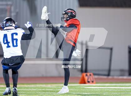Thumbnail 3 in Grain Valley vs. Fort Osage (MSHSAA Class 5 Quarterfinal) photogallery.