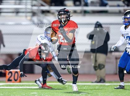 Thumbnail 1 in Grain Valley vs. Fort Osage (MSHSAA Class 5 Quarterfinal) photogallery.