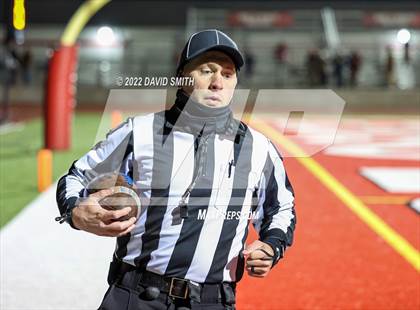 Thumbnail 2 in Grain Valley vs. Fort Osage (MSHSAA Class 5 Quarterfinal) photogallery.