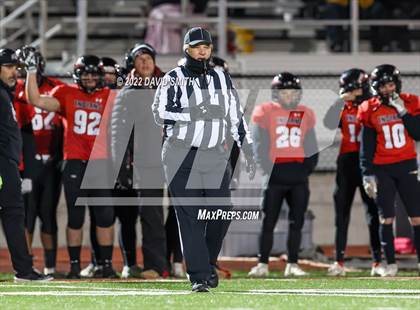 Thumbnail 3 in Grain Valley vs. Fort Osage (MSHSAA Class 5 Quarterfinal) photogallery.