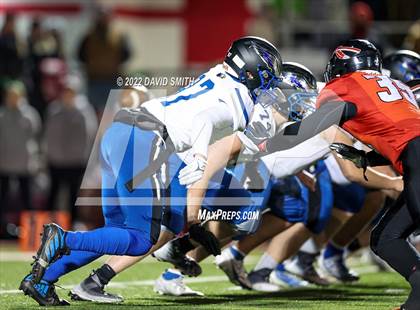 Thumbnail 2 in Grain Valley vs. Fort Osage (MSHSAA Class 5 Quarterfinal) photogallery.