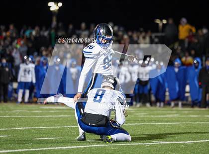 Thumbnail 2 in Grain Valley vs. Fort Osage (MSHSAA Class 5 Quarterfinal) photogallery.