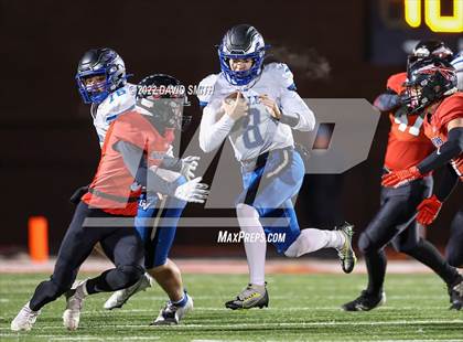 Thumbnail 1 in Grain Valley vs. Fort Osage (MSHSAA Class 5 Quarterfinal) photogallery.