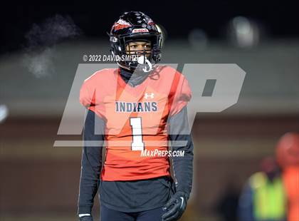 Thumbnail 3 in Grain Valley vs. Fort Osage (MSHSAA Class 5 Quarterfinal) photogallery.
