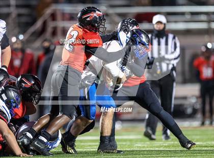 Thumbnail 1 in Grain Valley vs. Fort Osage (MSHSAA Class 5 Quarterfinal) photogallery.