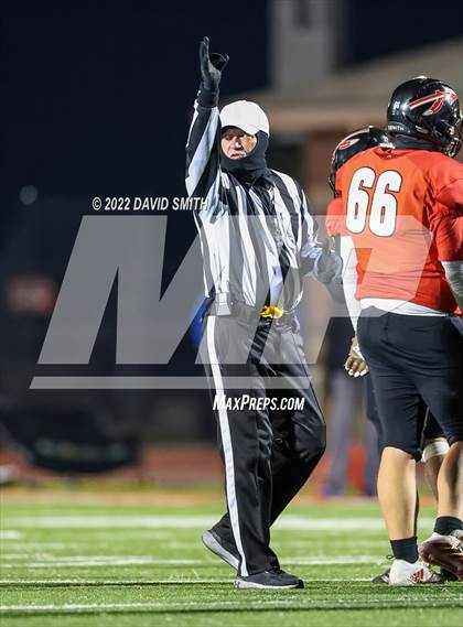 Thumbnail 2 in Grain Valley vs. Fort Osage (MSHSAA Class 5 Quarterfinal) photogallery.