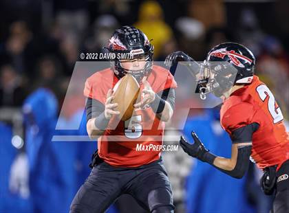 Thumbnail 2 in Grain Valley vs. Fort Osage (MSHSAA Class 5 Quarterfinal) photogallery.