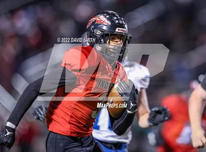 Thumbnail 3 in Grain Valley vs. Fort Osage (MSHSAA Class 5 Quarterfinal) photogallery.
