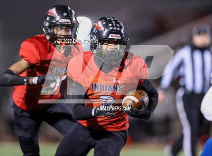 Thumbnail 2 in Grain Valley vs. Fort Osage (MSHSAA Class 5 Quarterfinal) photogallery.