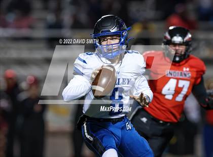 Thumbnail 3 in Grain Valley vs. Fort Osage (MSHSAA Class 5 Quarterfinal) photogallery.