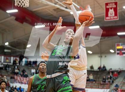 Thumbnail 2 in Cathedral vs. Ben Davis (Forum Tipoff Classic) photogallery.