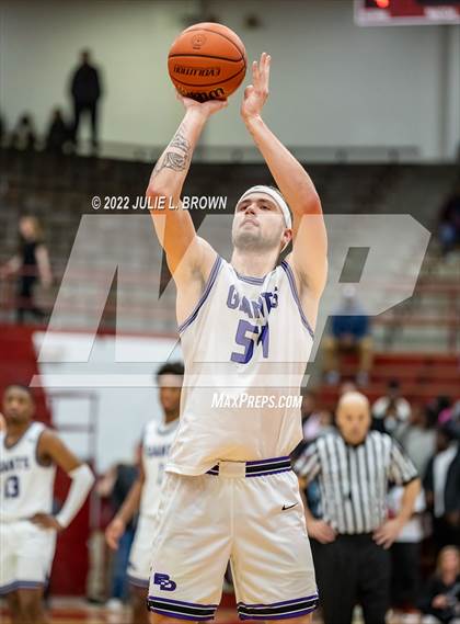 Thumbnail 1 in Cathedral vs. Ben Davis (Forum Tipoff Classic) photogallery.