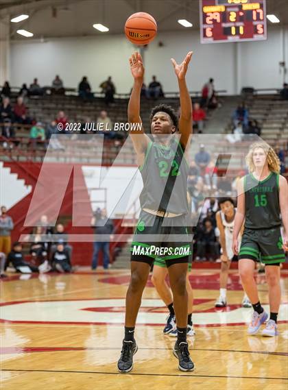 Thumbnail 1 in Cathedral vs. Ben Davis (Forum Tipoff Classic) photogallery.