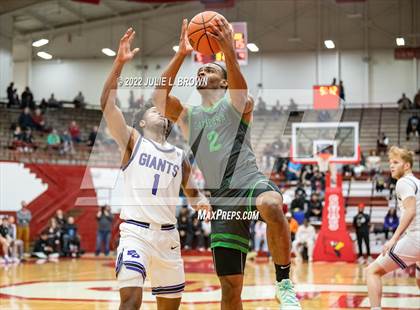Thumbnail 2 in Cathedral vs. Ben Davis (Forum Tipoff Classic) photogallery.