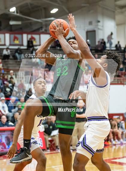 Thumbnail 2 in Cathedral vs. Ben Davis (Forum Tipoff Classic) photogallery.